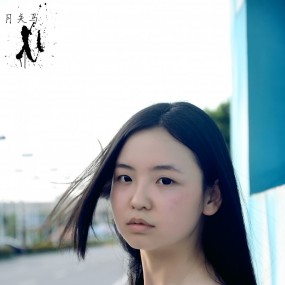 小白的一组人像  求大鸟指导