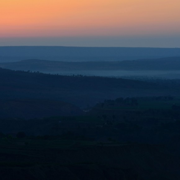 陕北靖边丹霞地貌 晨光
