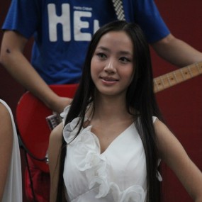 那天房展拍的 ，遇见美女了·（不是标题党）