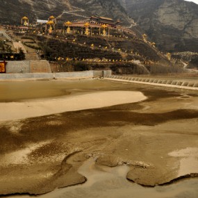 嘉陵江边古凤州豆积山