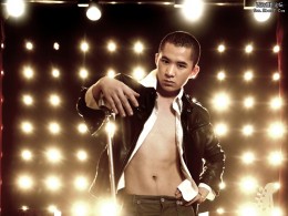 陈羽翔，很酷的写真。