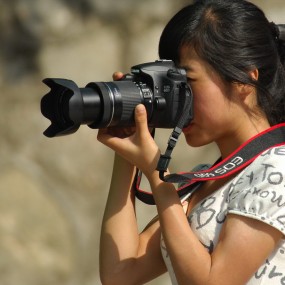 尼康相机里被佳能感动的女人