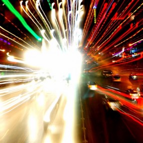 苦逼的业余摄影爱好者夜间拍车流崩溃全过程...