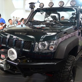 车展掠影：这家汽车好威武啊