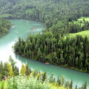 【 随 拍 】美 丽 的 新 疆 ----亚 克 西