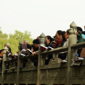 激情广场  歌声嘹亮