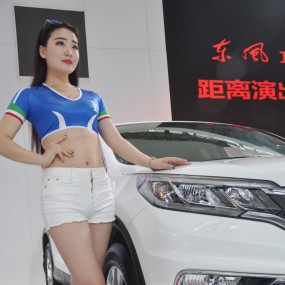 香车美女看过来