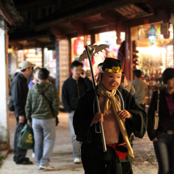 上关风，下关花，苍山雪，洱海月。