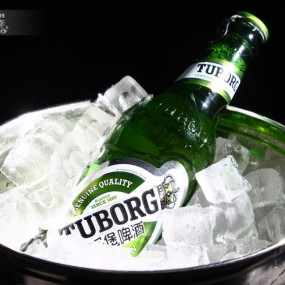 来一瓶啤酒啤酒啤酒！！