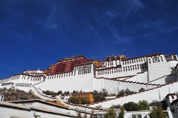 宏伟的布达拉宫