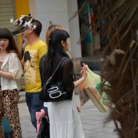 【时尚街拍】★C.罗原创★花一样的笑容（11P）