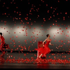 <<牡丹亭>>剧照-4