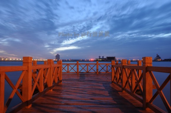 秋雨过后迎来美丽朝霞