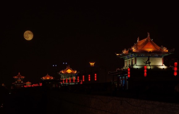 再拍-月亮-二次曝光