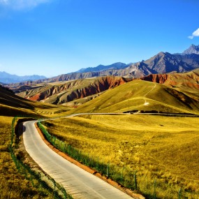 卓尔山上踏秋记