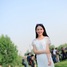 【杨子】夏、曲江