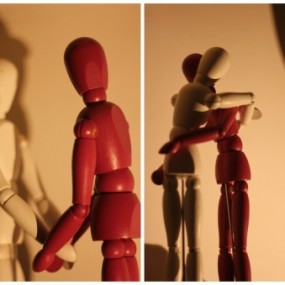 一套木偶情节片，求指点！