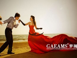 浪漫三亚豪华游艇--三亚梦视觉婚纱摄影机构