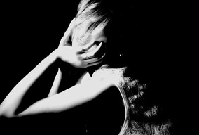 朋友写真黑白片