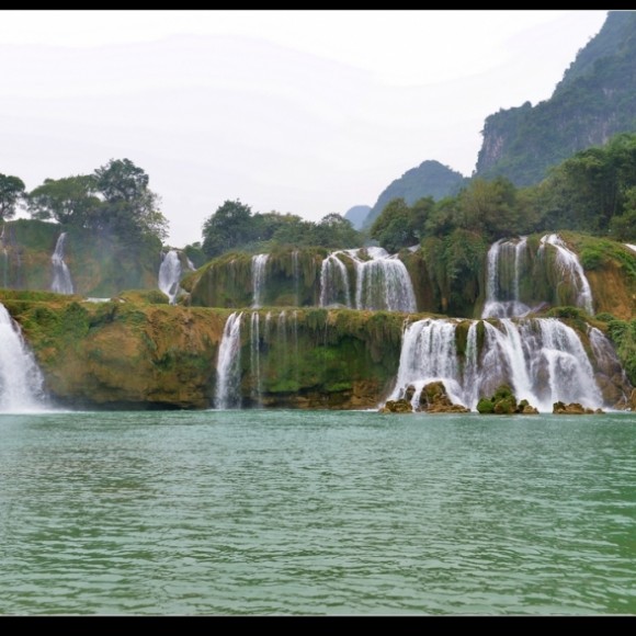 广西德天跨国瀑布