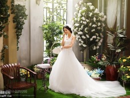 婚纱摄影时婚纱的选择