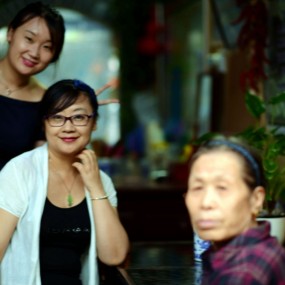 老妈  老婆 和女儿