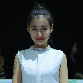 国庆车模颜值高