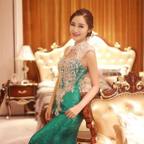 “寻找封面女郎” 寳儿