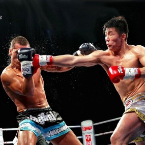 2010龙行天下拳王争霸赛中精彩镜头