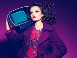 [杂志大片] [INFO] Vogue Japan July 2013 by Tom Munro