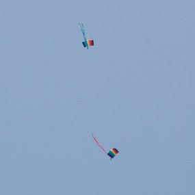 八一跳伞大队首次来西安表演实况