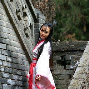 圣诞节小雁塔古装美女 (二)