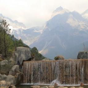 春游丽江—雪山湖泊