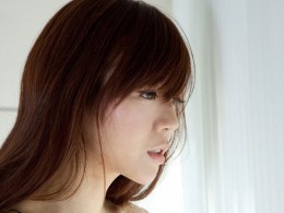 周韦彤推出二本写真集 性感第一篇