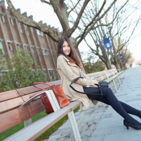 温哥华，春日午后的校园