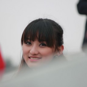 1204芙蓉园外拍作业（人见人爱的黄衣妹妹）