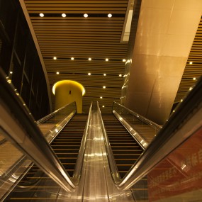 通向金碧的辉煌