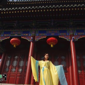 兴庆公园古装人像