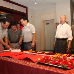 庆八一节陕西铁道兵战友联谊会活动花絮