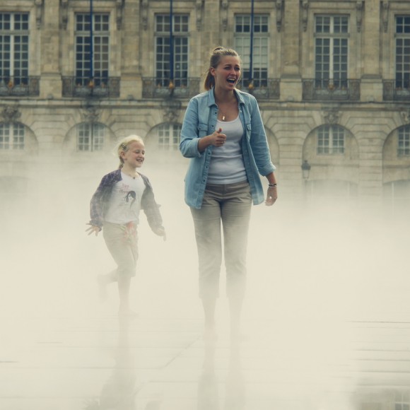 【卜卜作品】水镜广场的人们 · 法国