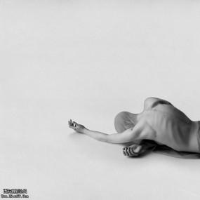 在干净的地方也渗透着肮脏~~