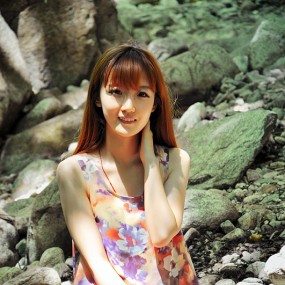 西寺沟美女人像外拍之小蜜蜂