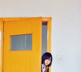 转网上的一组《学生妹》