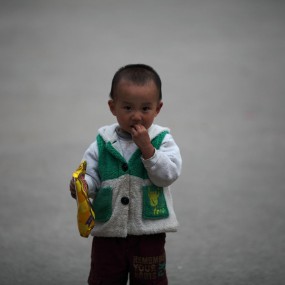 下午试了试暗光下的点测光效果