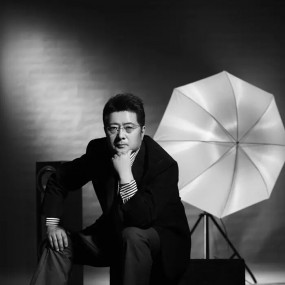 男人有魅力的拍照姿势