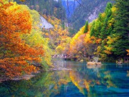 青山依旧，海子尤碧，我们的九寨依旧明艳