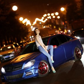 曲江奔驰霸气妹子