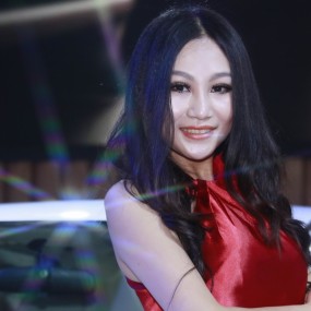 魅力四射 光彩夺目