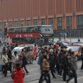 图文话日本--红绿灯下