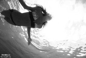 Russell James 黑白时尚摄影作品欣赏